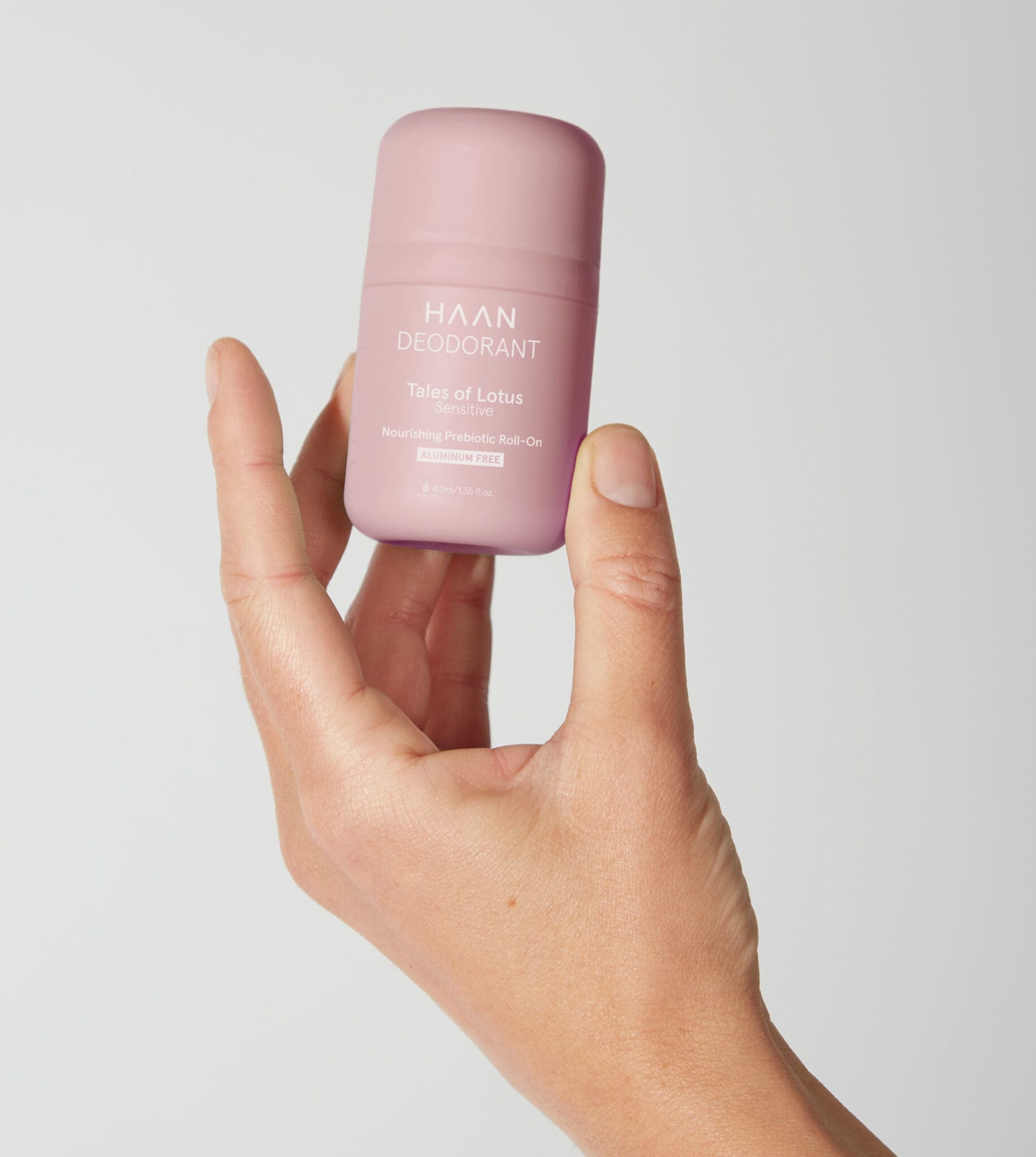 Svitalyktareyðir Tales of Lotus