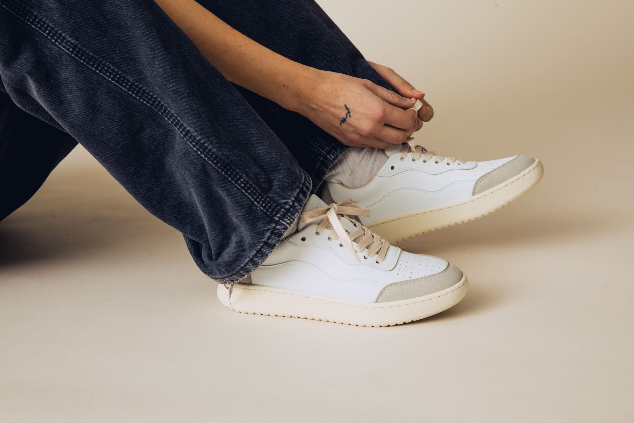 Allrounder – White & Grey (vegan)